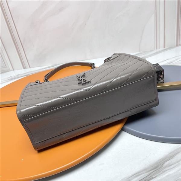 2026127204339548 550